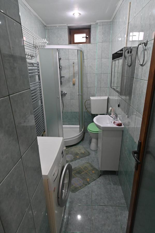 Camelia Apartment *